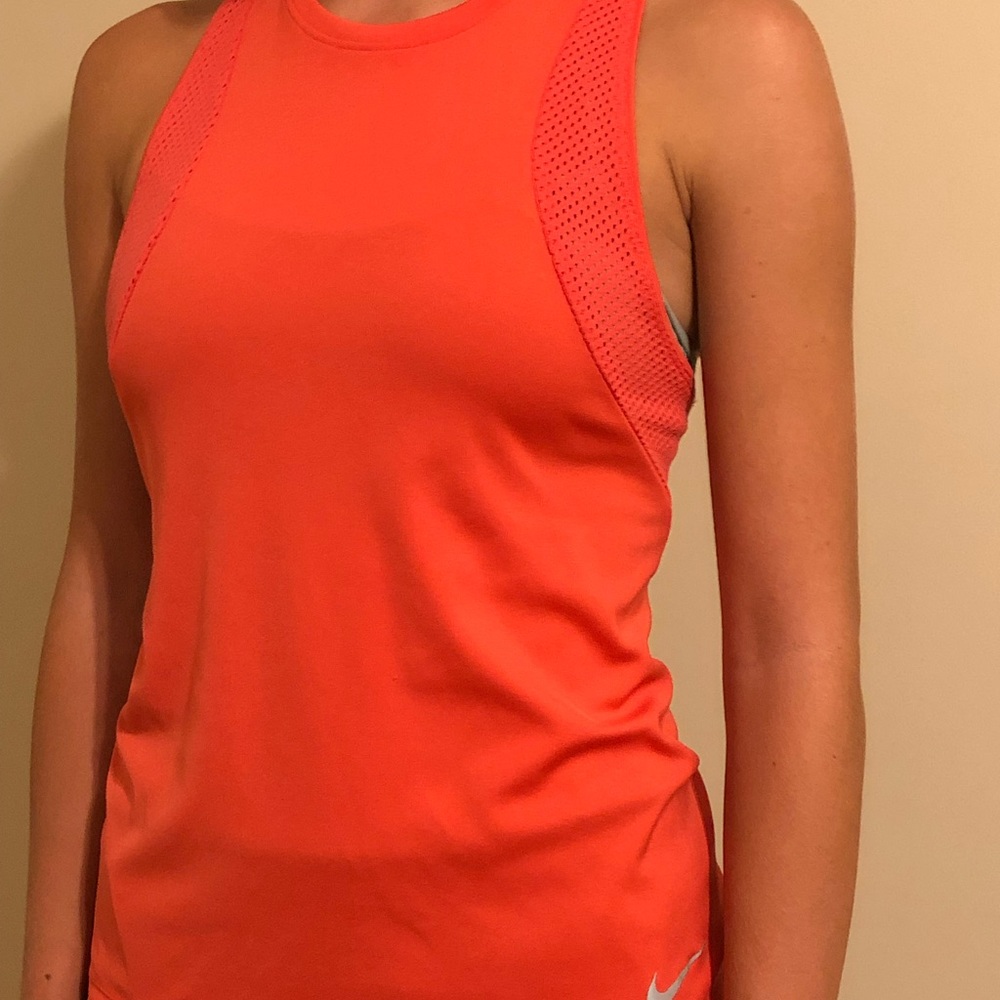 Nike running top dri fit xs